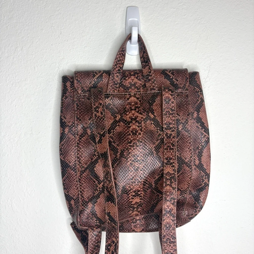 ABLE Fozi Backpack Snake Print